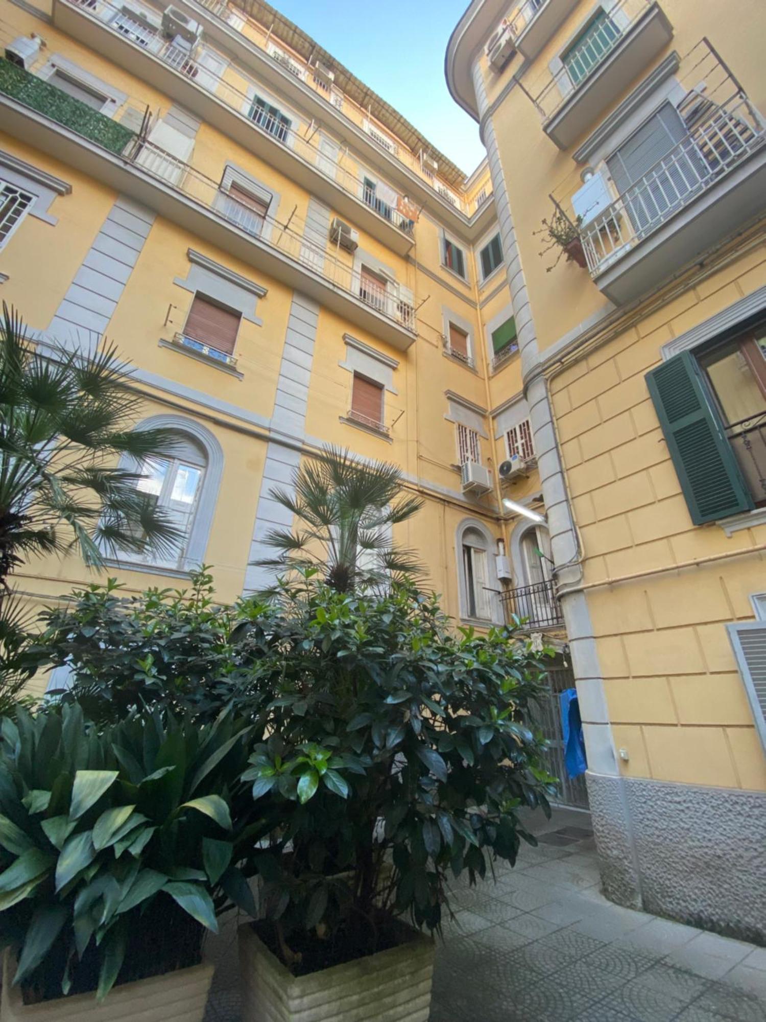 La Casa Al Centro " Vicino Al Centro Storico Di Napoli" Apartment Exterior photo