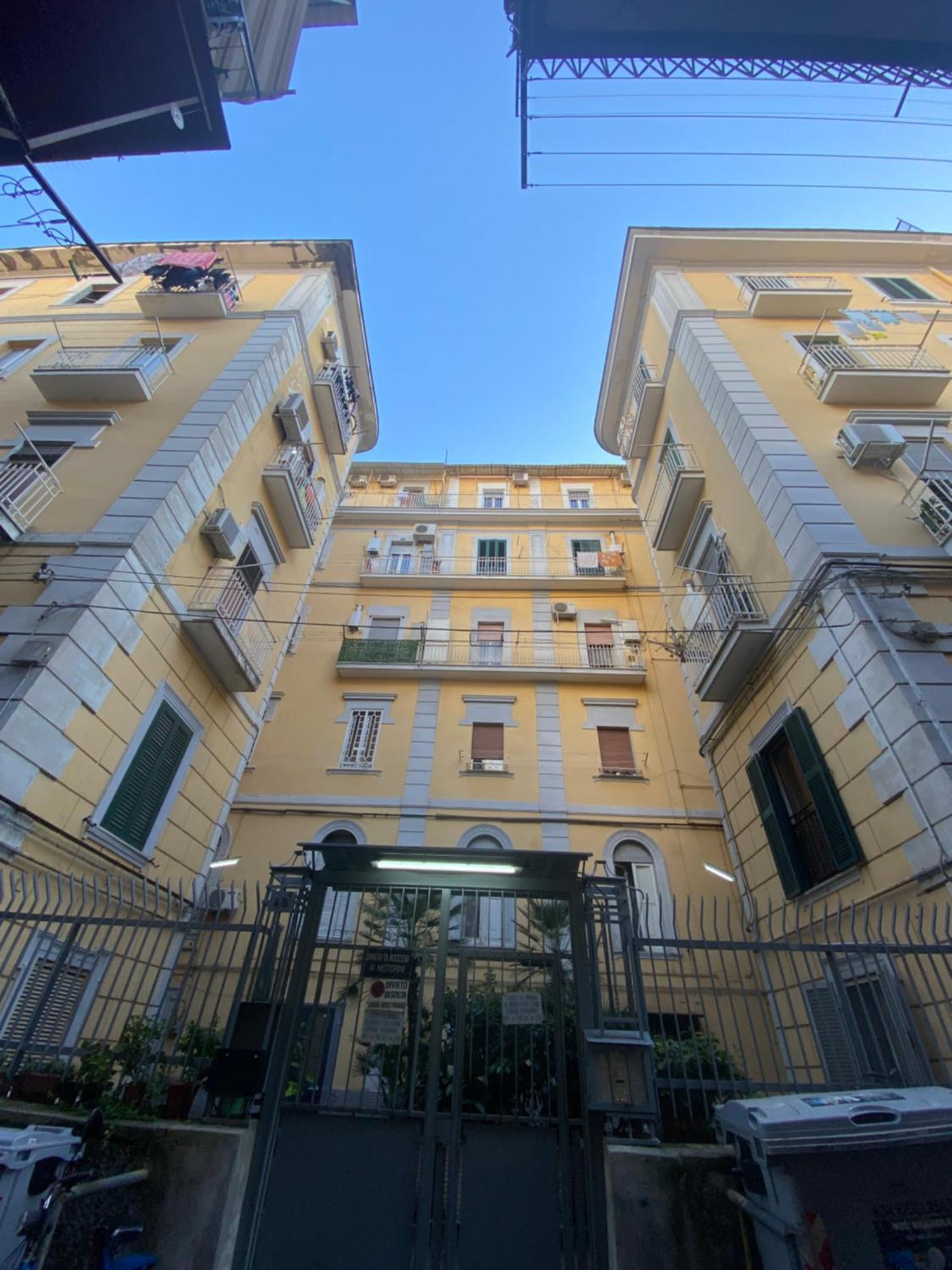 La Casa Al Centro " Vicino Al Centro Storico Di Napoli" Apartment Exterior photo